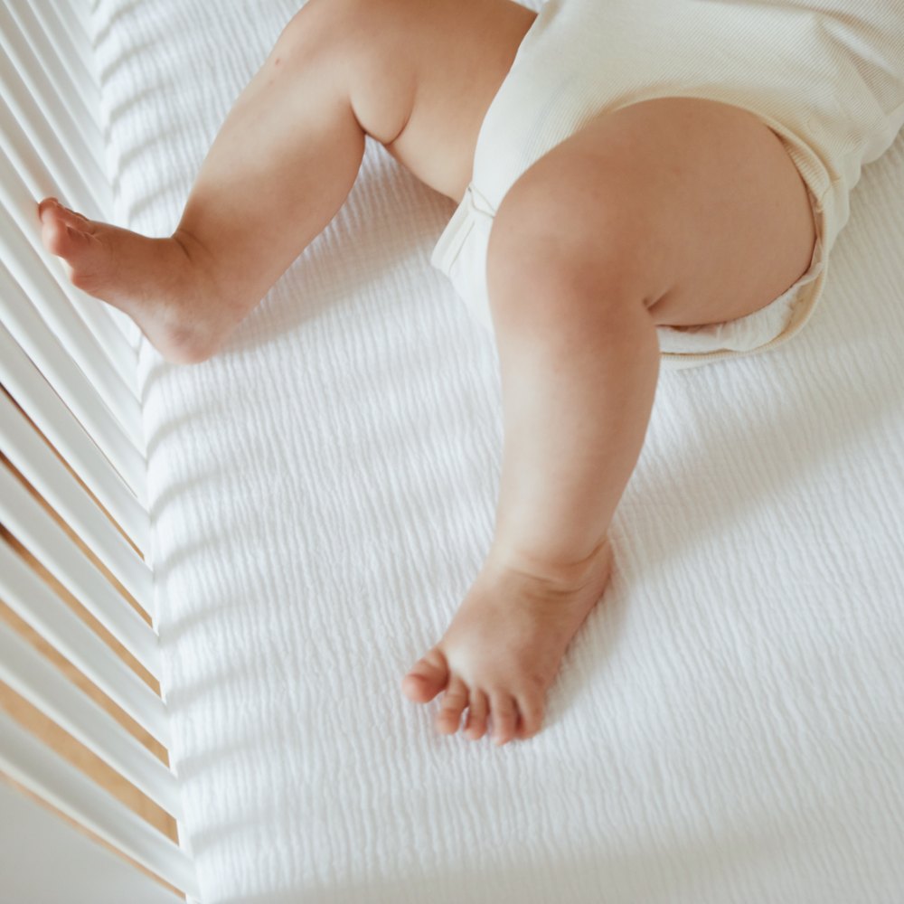 Tothemoon ☾ Tothemoon ☾ - Muslin fitted sheet - Handmade in Holland bedding Cloudy Grey / For baby crib (60x120 cm)