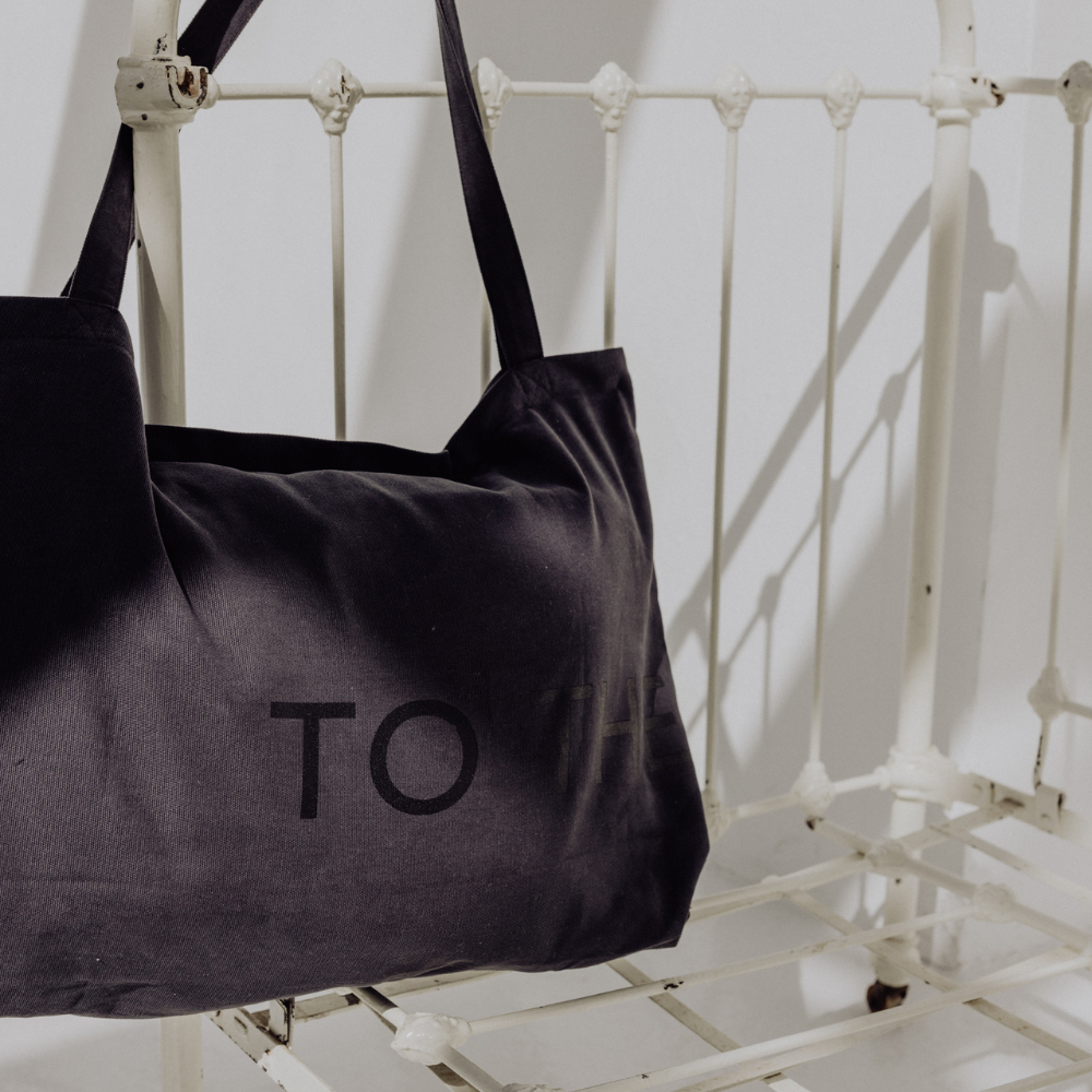 Tothemoon ☾ Tothemoon ☾ - Diaper bag with zipper - 100% Cotton Black print
