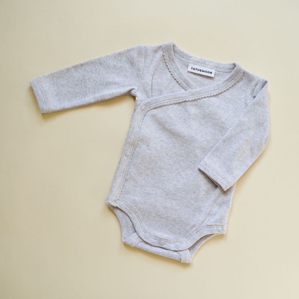 Tothemoon ☾ - Cross-over body - Long sleeve - Organic cotton - Light grey