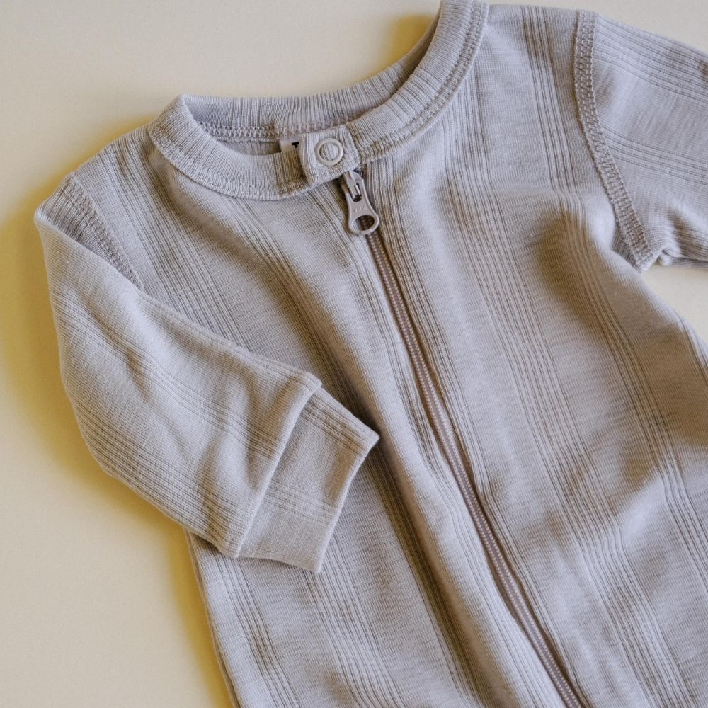 Tothemoon ☾ Tothemoon ☾ - Sleep suit - 2 in 1 Foot - With zipper - Wool & silk - Needle pattern - Dove Clothing 50