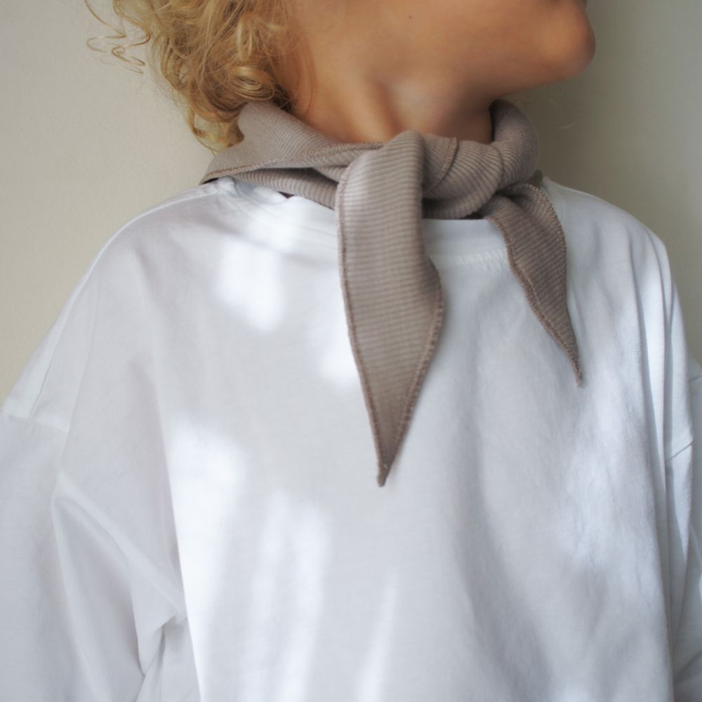 Triangle Scarf - 100% Wool - Rib - Taupe