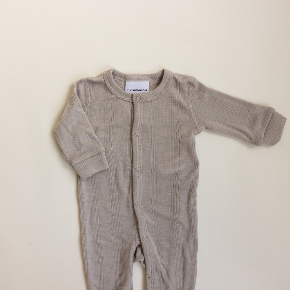 Tothemoon ☾ Tothemoon ☾ - Sleep suit - 2 in 1 Foot - Wool & silk - Needle pattern - Dove Clothing 50
