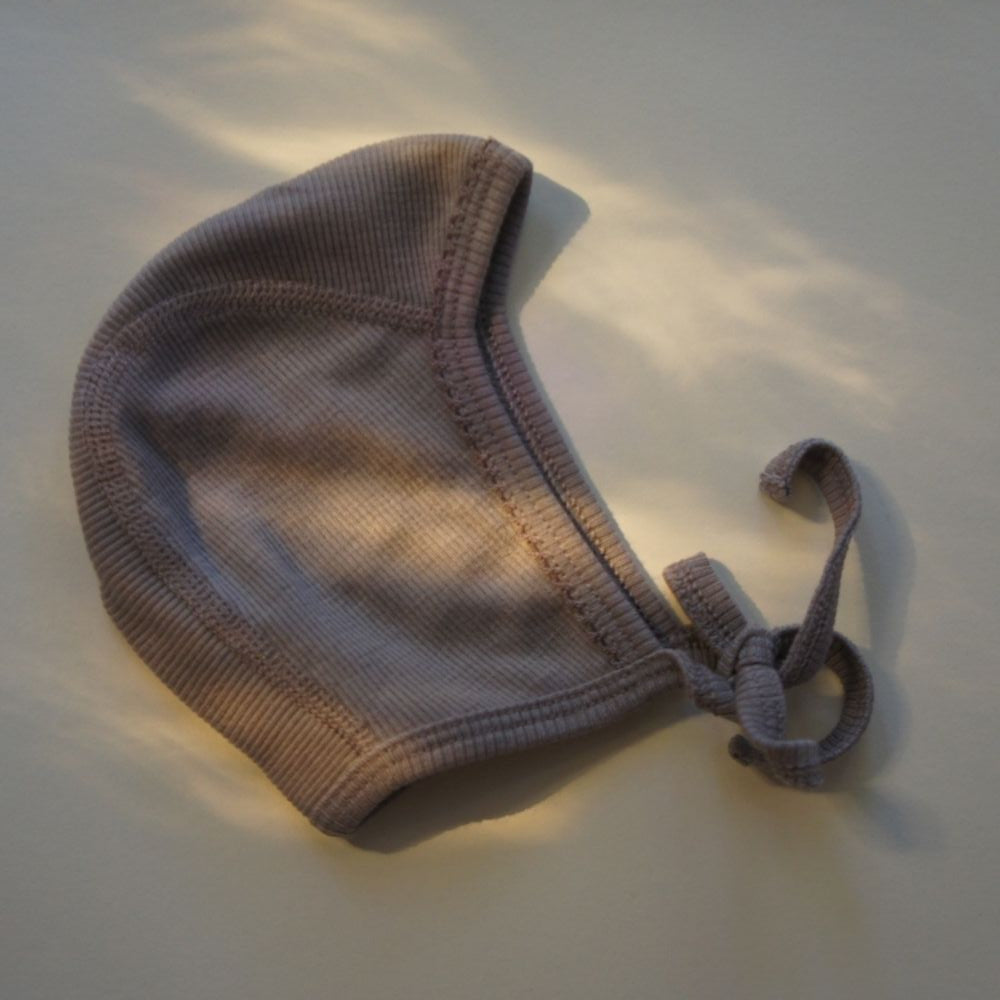 Newborn Bonnet - 100% Wool - Rib - Taupe