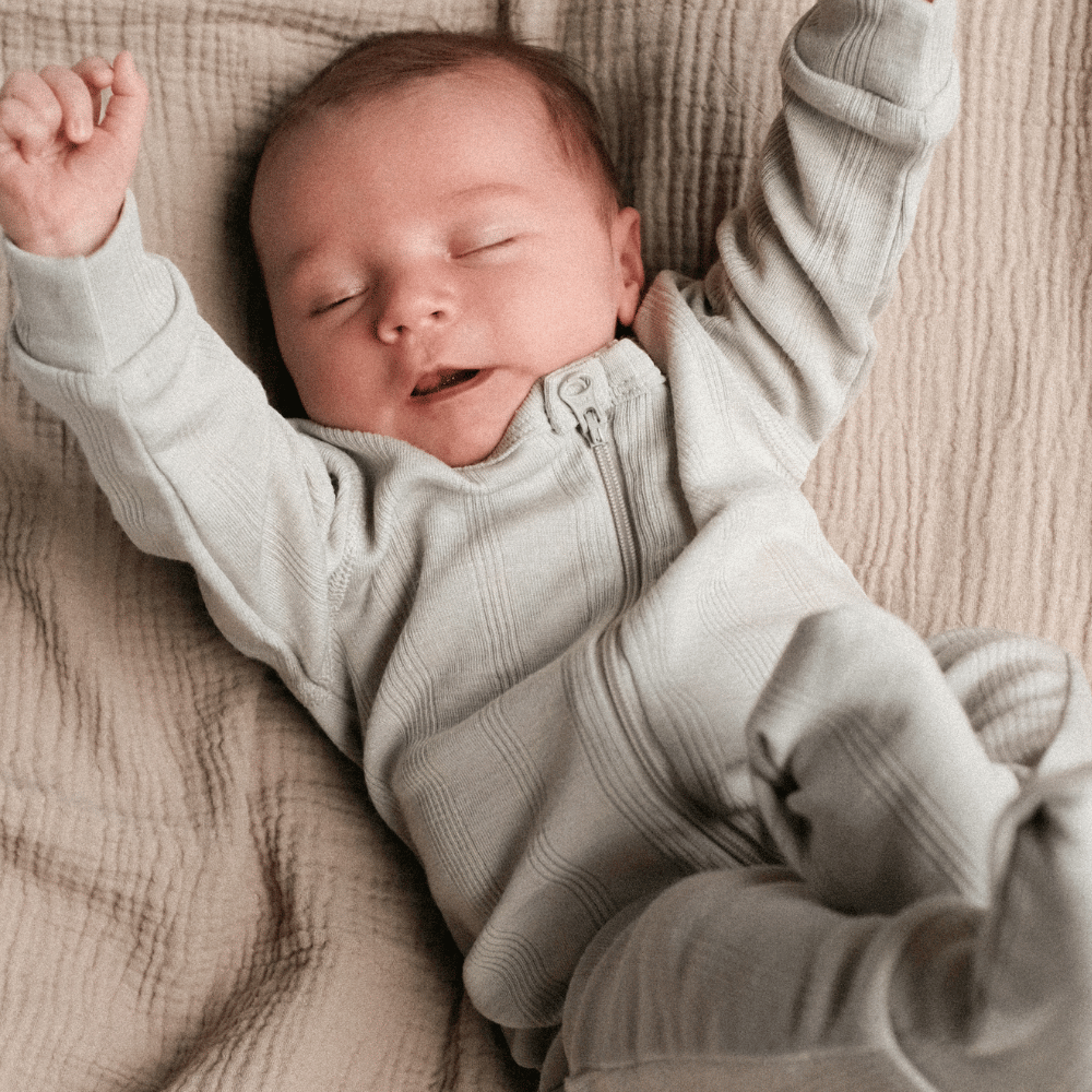 Tothemoon ☾ Tothemoon ☾ - Sleep suit - 2 in 1 Foot - With zipper - Wool & silk - Needle pattern - Dove Clothing 50