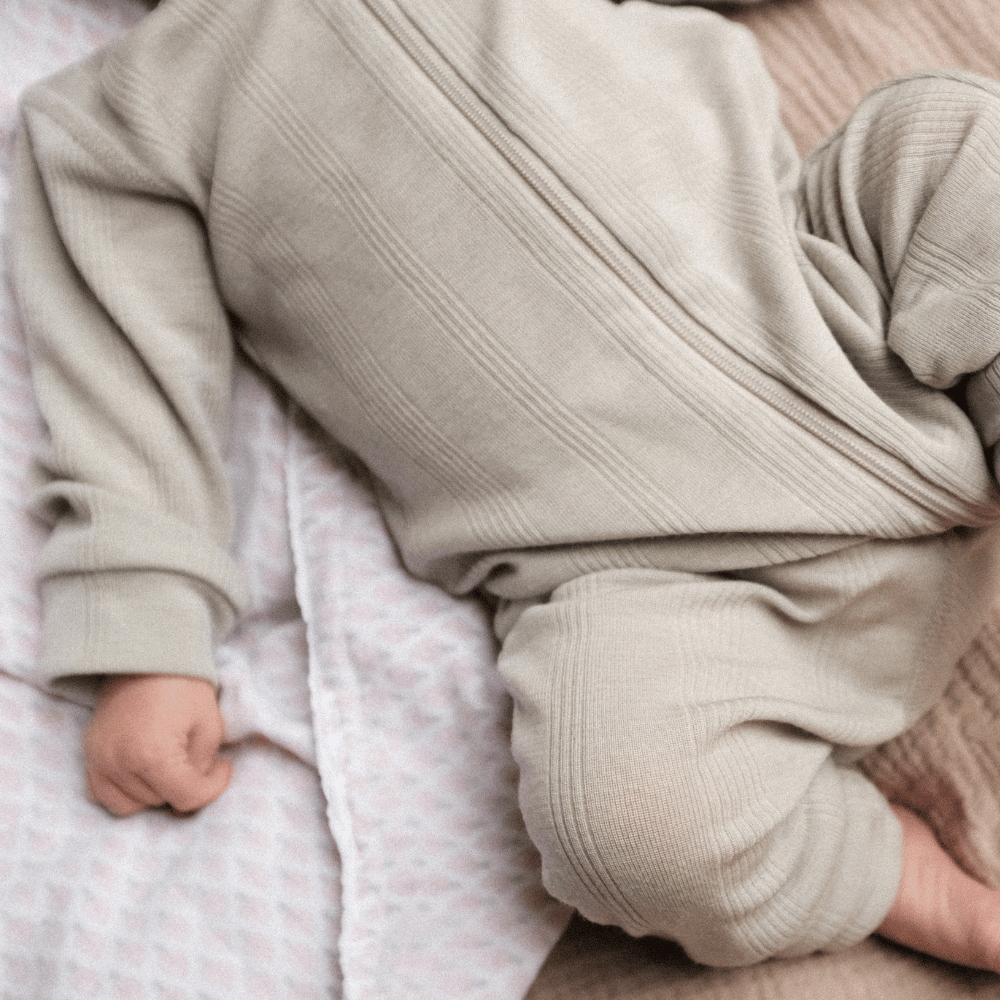 Tothemoon ☾ Tothemoon ☾ - Sleep suit - 2 in 1 Foot - With zipper - Wool & silk - Needle pattern - Dove Clothing 50
