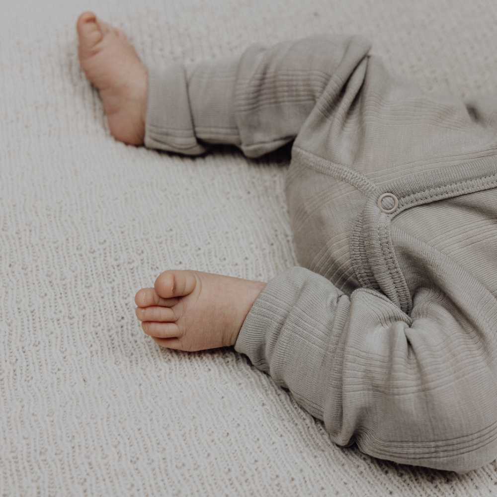 Tothemoon ☾ Tothemoon ☾ - Sleep suit - 2 in 1 Foot - Wool & silk - Needle pattern - Dove Clothing 50