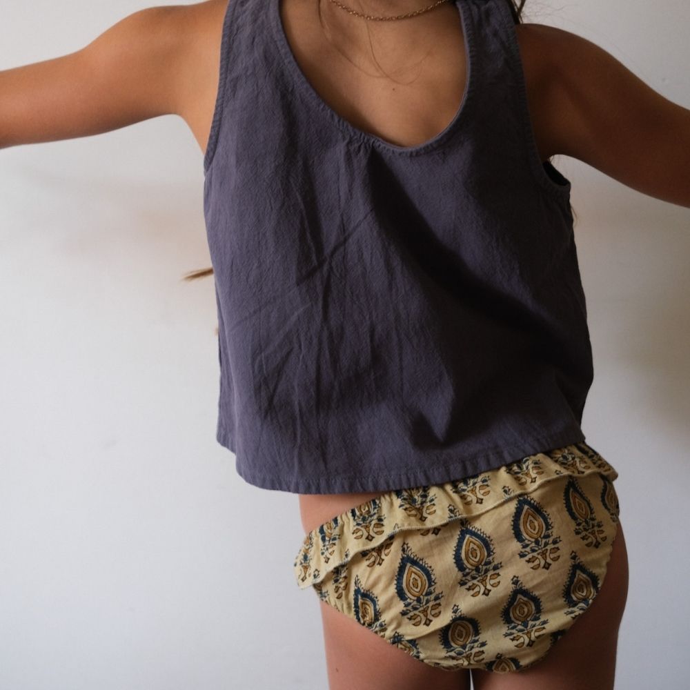 Tita top - V-shaped back - 100% Cotton - Handmade in Holland - Charcoal
