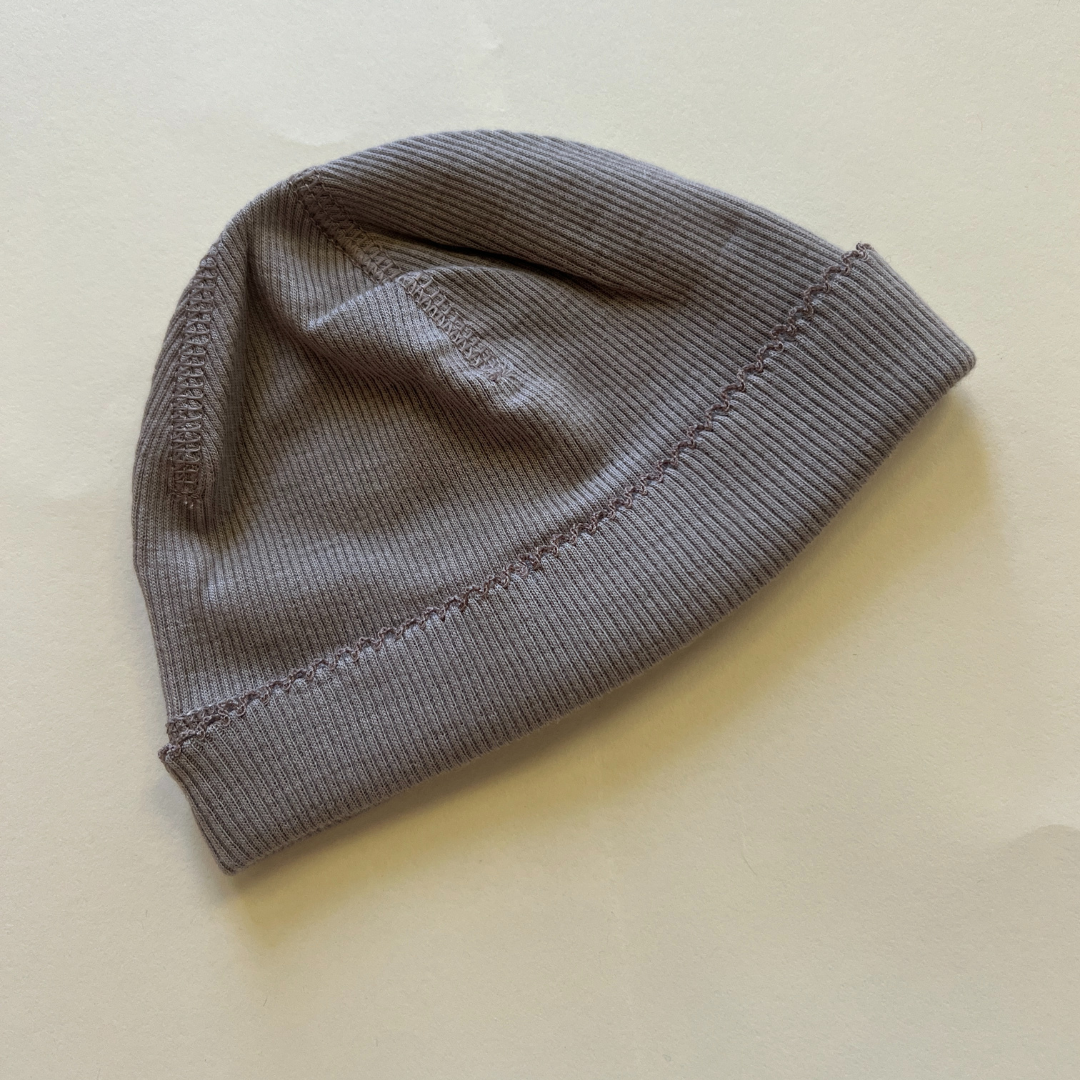 Newborn Beanie - 100% Wool - Rib - Taupe